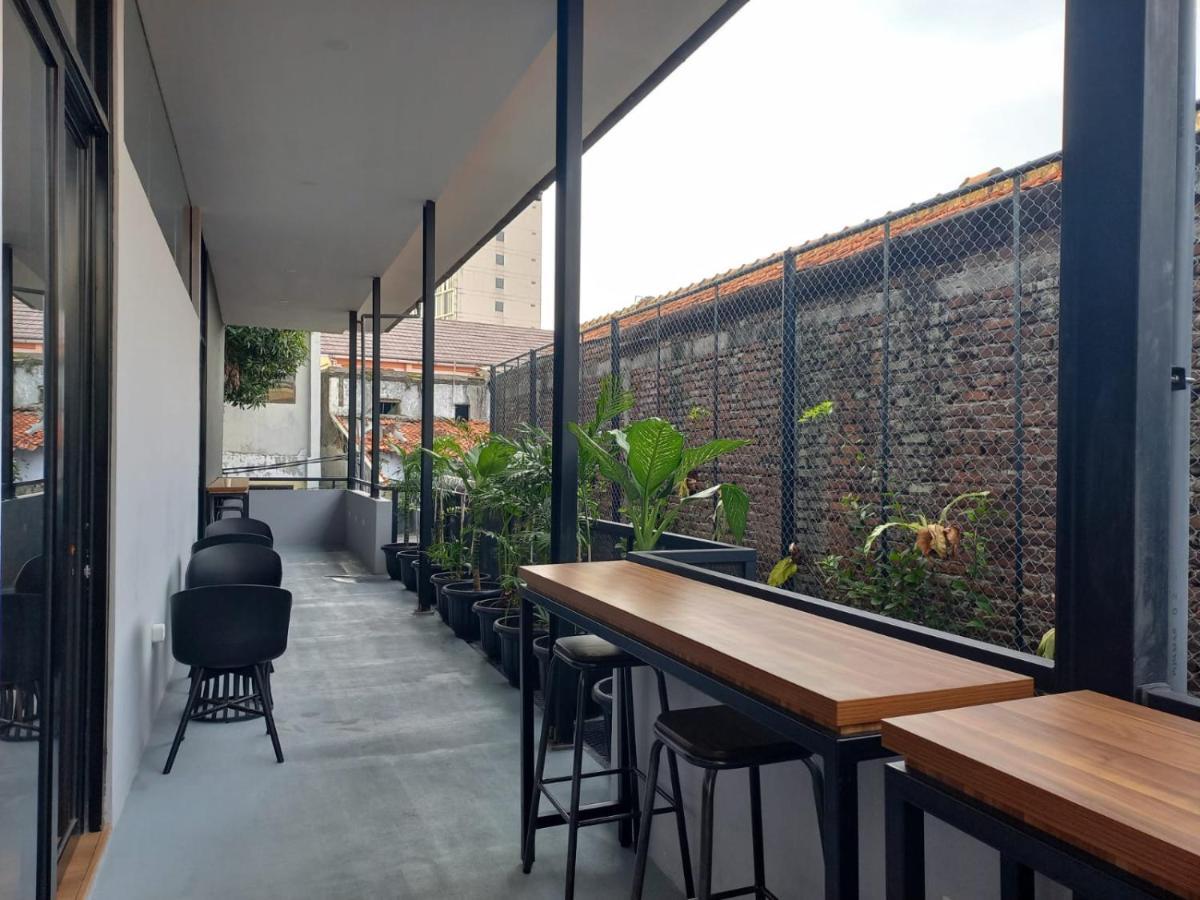 Nindya Biodistrict Hotel Bandung Bagian luar foto