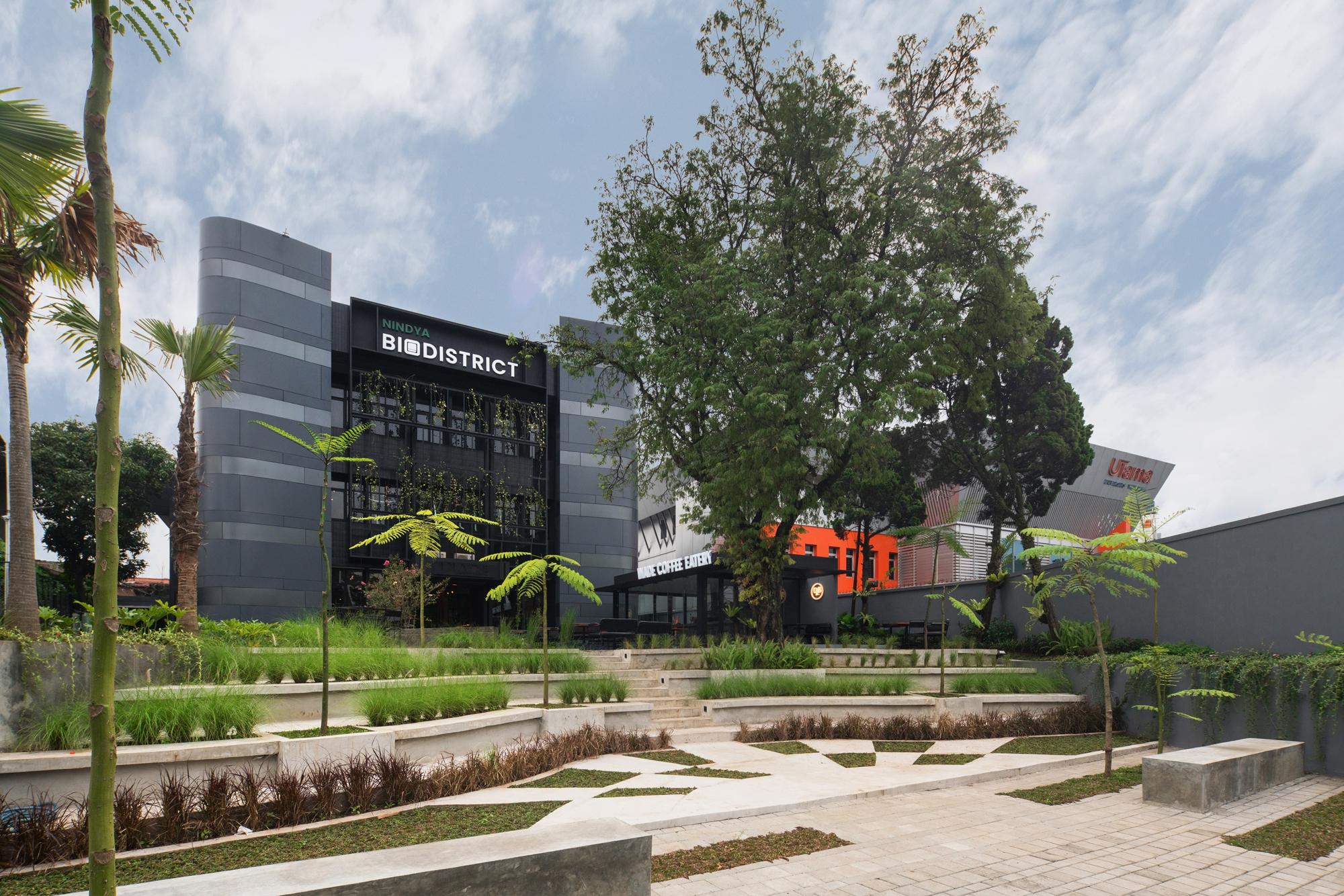 Nindya Biodistrict Hotel Bandung Bagian luar foto